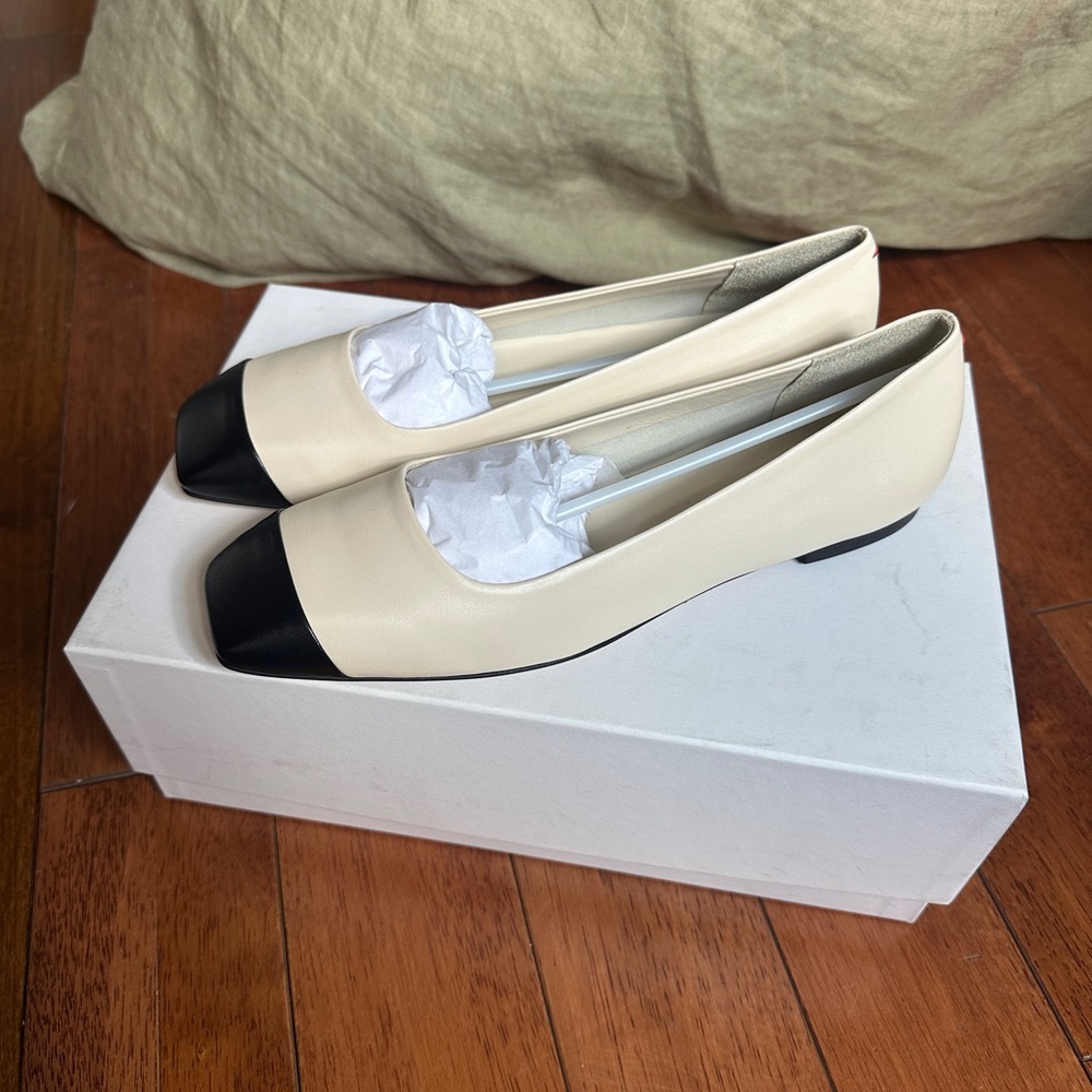 Aeyde Ida Toe-Cap Ballet Flats - Picture 3 of 8